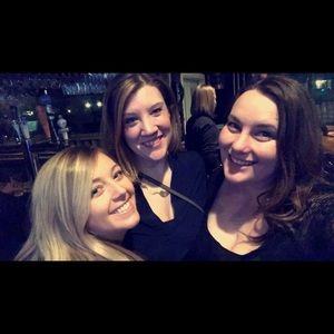 Meet your Posher, Elizabeth